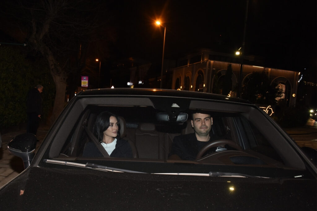esra bilgic ve faruk sabanci etilerde bas basa 63mhOx2u