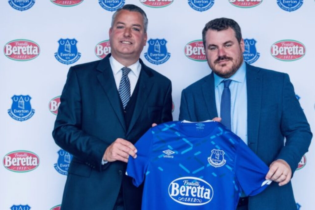 everton alan mctavishin kadin takimi ceolugundan ayrildigini acikladi XBHytJ1K