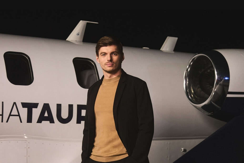 f1 sampiyonu max verstappen moda ikonu oldu cG1zGDui