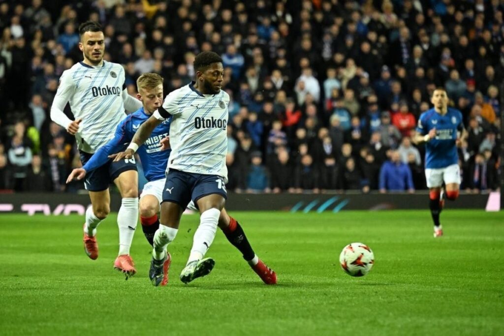 fenerbahce penaltilarda rangersa yenilerek avrupa ligine veda etti ppkLMxdm