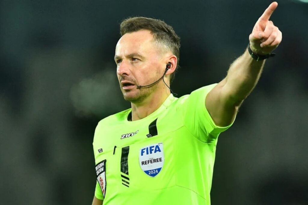 fenerbahcenin kritik samsunspor macina polonyali hakem pawel raczkowski var olarak atandi ZSARHWBp
