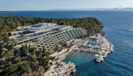 ferit sahenk atinadaki astir palace otelindeki hisselerini 150 milyoneuroyasatti sIYJtEb1