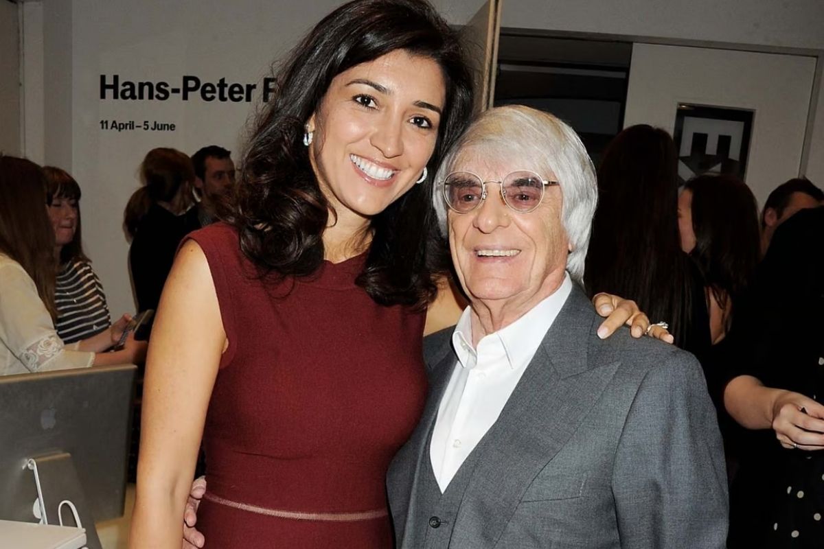 formula 1in eski ceosu bernie ecclestoneun f1 araclari koleksiyonunu 235 milyar tlye red bullun LEnUMUpN