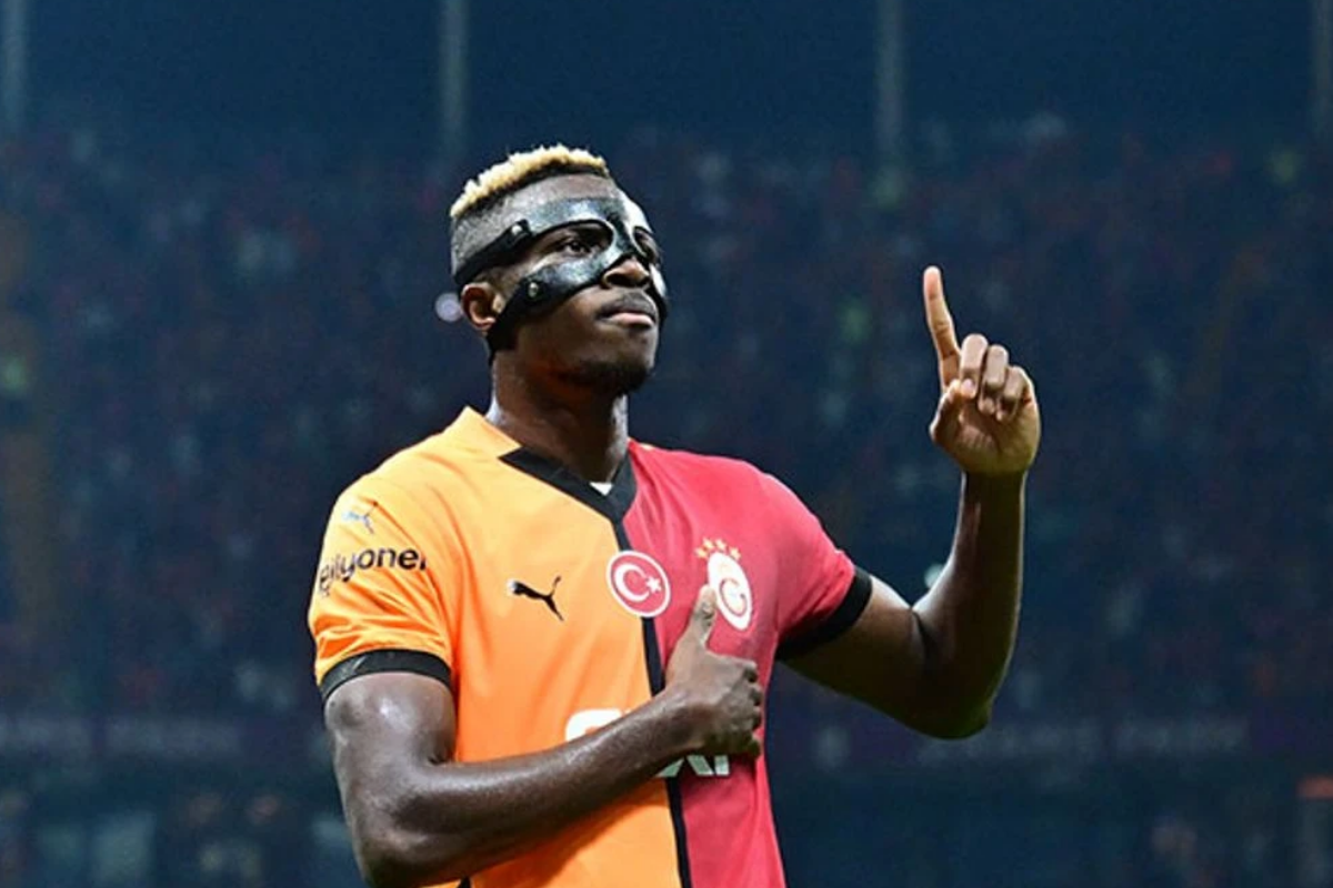 fourfourtwo dergisi dunyanin en iyi 10 forvetini acikladi 2 SkL2KQPM