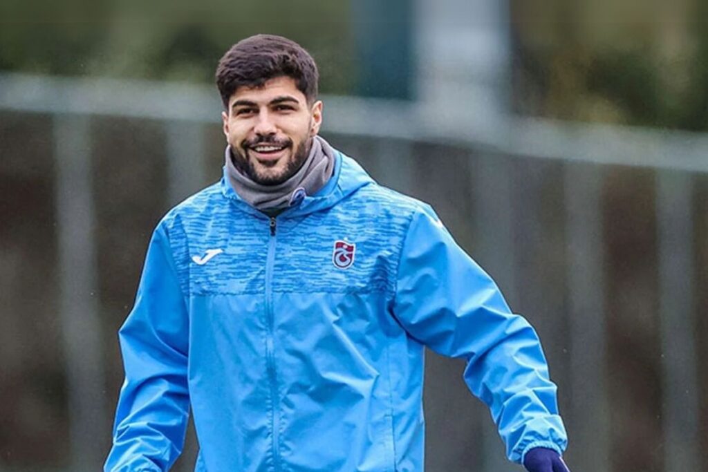 galatasaray eren elmaliyi renklerine bagladi EE2GfTIY