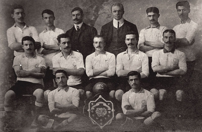 galatasaray fenerbahce derbisine yabanci hakem atanmasi cok tartisiliyor oysa iki devin 1909daki ilk macini da 1pySIbnU