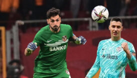 galatasarayin kaleci rotasi musleraya veda gunay guvence yeni sozlesme ve berke ozer transfer plani i2Rl8gfK