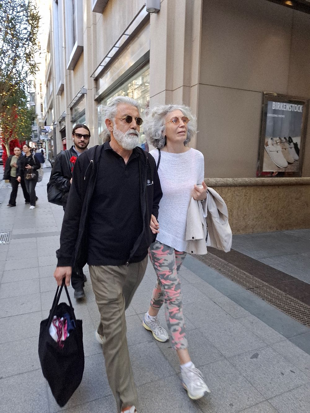 guzel anne umran seyhan centilmen baba kenan tosun aski devam 0 cvk4miS1
