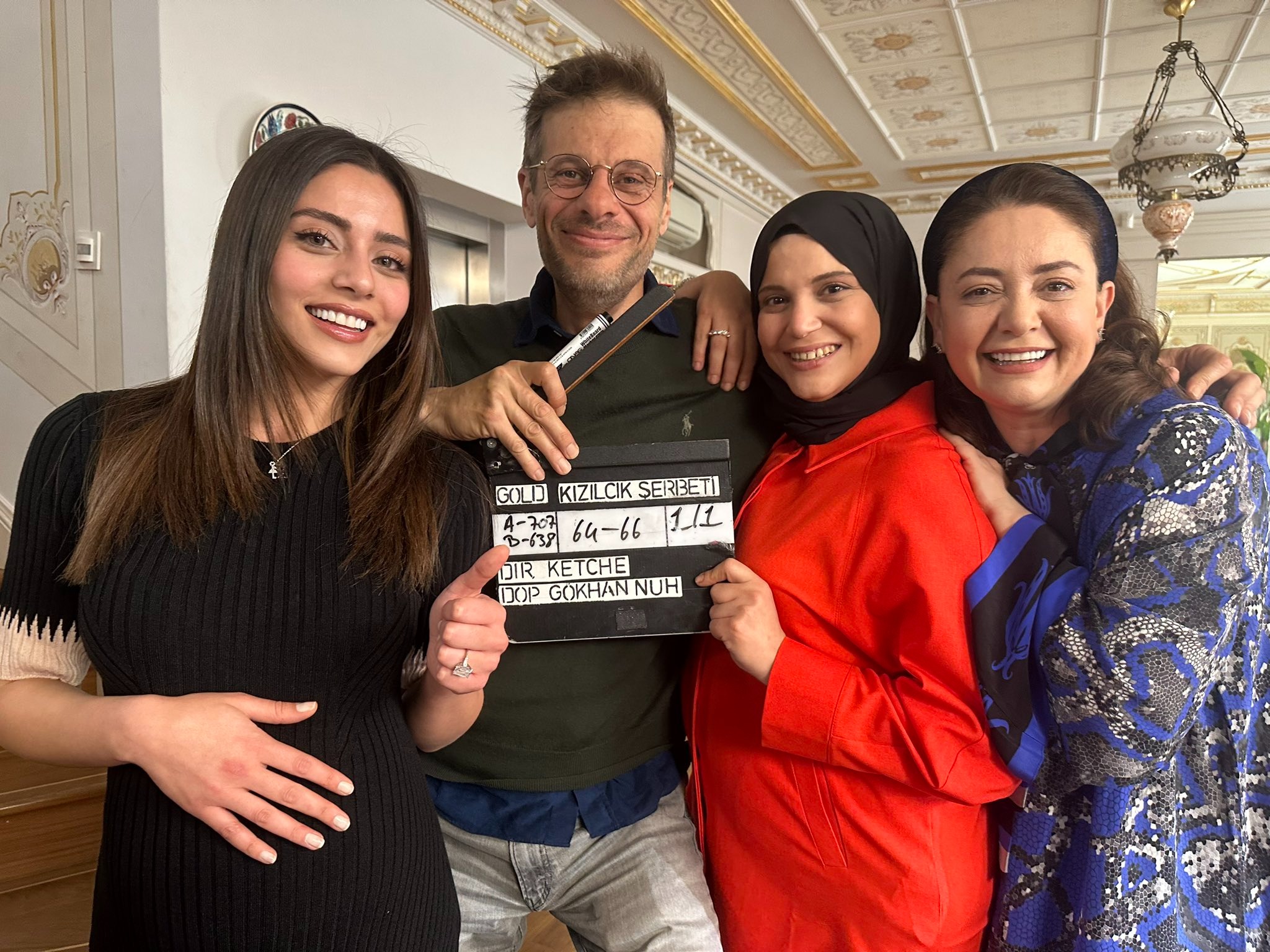 hande ercelden yeni film projesi kizilcik serbetinin yonetmeni koltukta 0
