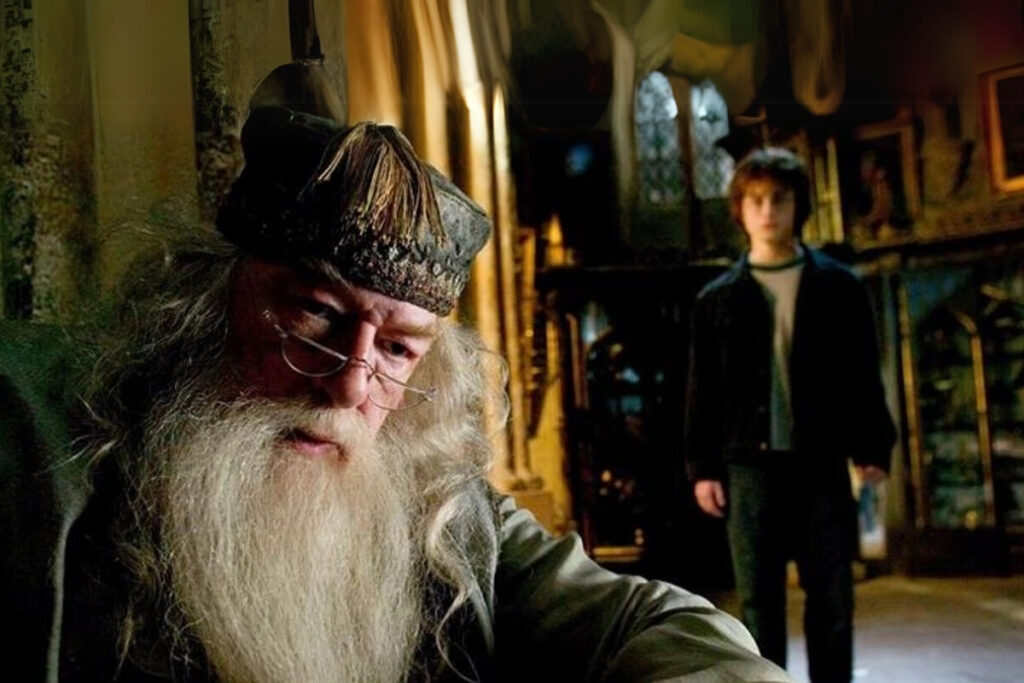 harry potter dizisinde dumbledore karakterini canlandirmasi icin emmy odullu aktor john lithgow ile anlasma VrkgI5Gy