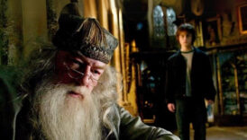 harry potter dizisinde dumbledore karakterini canlandirmasi icin emmy odullu aktor john lithgow ile anlasma VrkgI5Gy