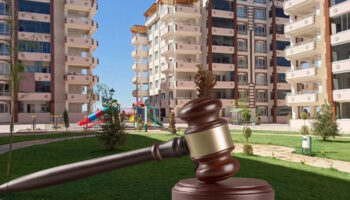 istanbulda bazi sitelerde aidatlar 30 bin lirayi asti hukukcular itiraz ve dava yollarini anlatti 1VrWRsvW