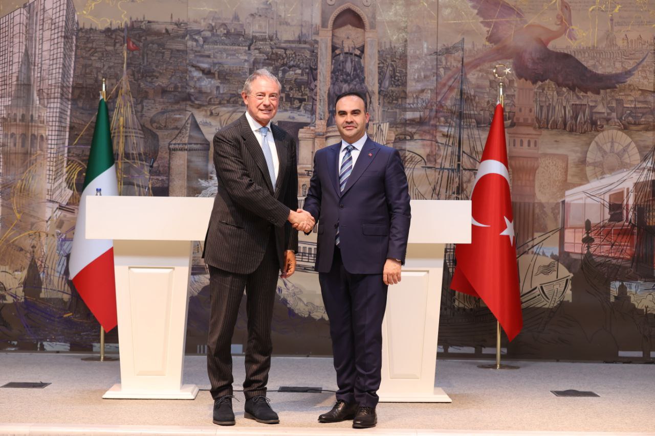 italyan bakan istanbulda turklerin italyada daha fazla yatirim yapmasini tesvik ediyoruz 1 pBjqFNzc