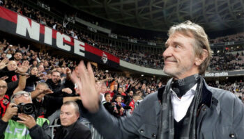 jim ratcliffe manchester uniteddaki bazi futbolcularin yeterli seviyede olmadigini ve yuksek maas aldigini acikladi OPBIhRRC