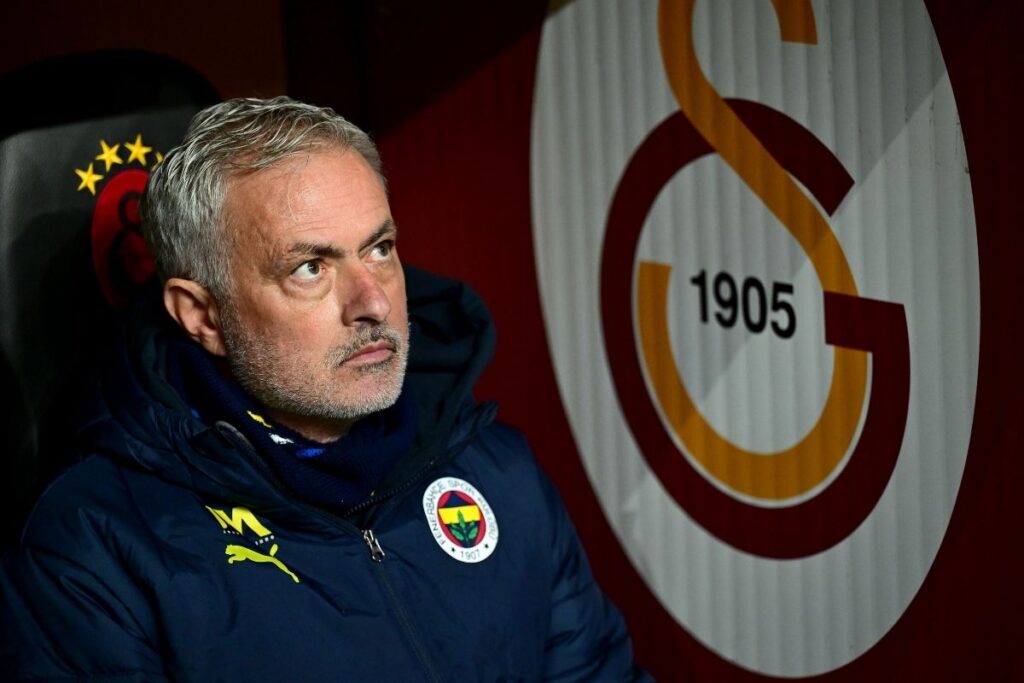 jose mourinho galatasaraydan fenerbahcenin kurulusu kadar tazminat istedi 1907000 zVu68PEF