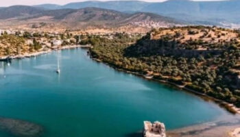 kiyikislacik ve gulluk korfezindeki davalar iasos mahalle meclisi dernegi baskani hulya scobie ve nezih bzuAnfWG