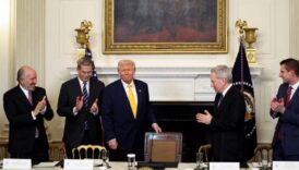 kripto liderleri beyaz sarayda trumpin zirvesinde bir araya geldi 5EHdf7y2