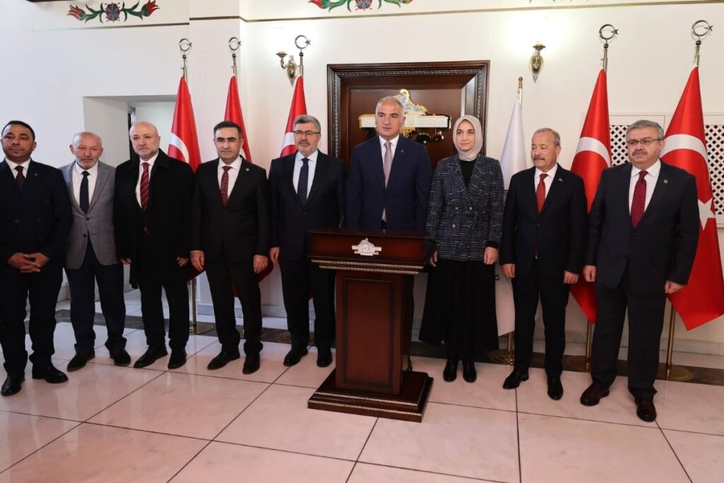 kultur ve turizm bakani mehmet nuri ersoy acikladi kultur yolu projesi buyuyor ssAgjukx