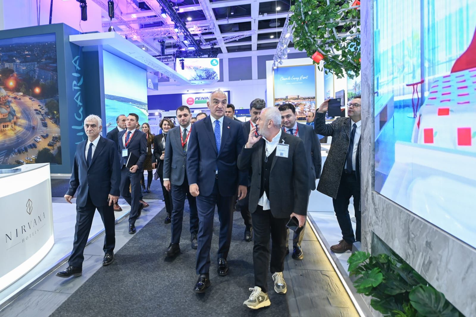 kultur ve turizm bakani mehmet nuri ersoy turizmde hedef 65 milyon ziyaretci ve 64 SPlUvTGy