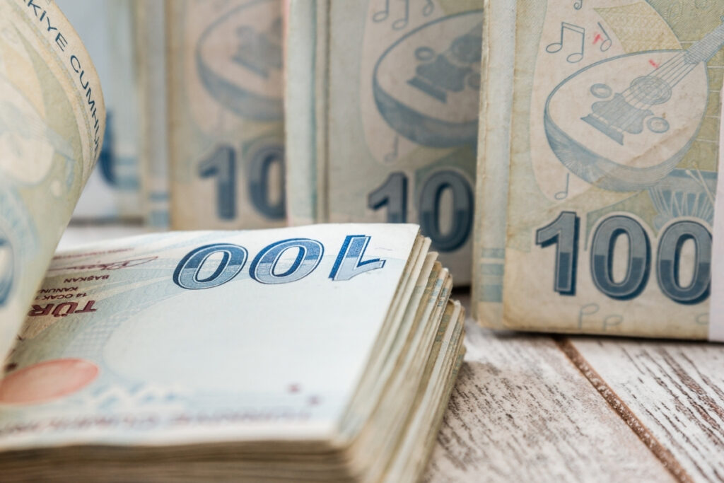 kur korumali mevduatta 100 milyar dolarlik cikis dusus 78 haftadir kesintisiz devam ediyor EglydGUR