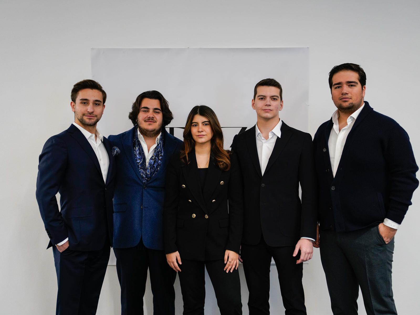 londrada egitim goren turk ogrencilerin kurdugu turkzone ceo talks ulker ceosu mete buyurgani agirladi ZCWSipaM