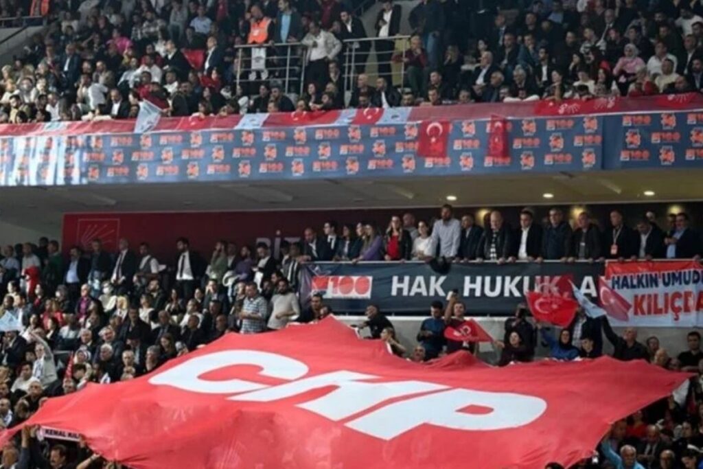 lutfu savas chp kurultayinin iptali icin dava acti lvqjC4pZ