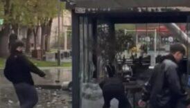 makedonlar cikan yanginda 59 kisinin oldugu gece kulubunun sahibinin kocanadaki kafesine saldirdi rGXlaqhR
