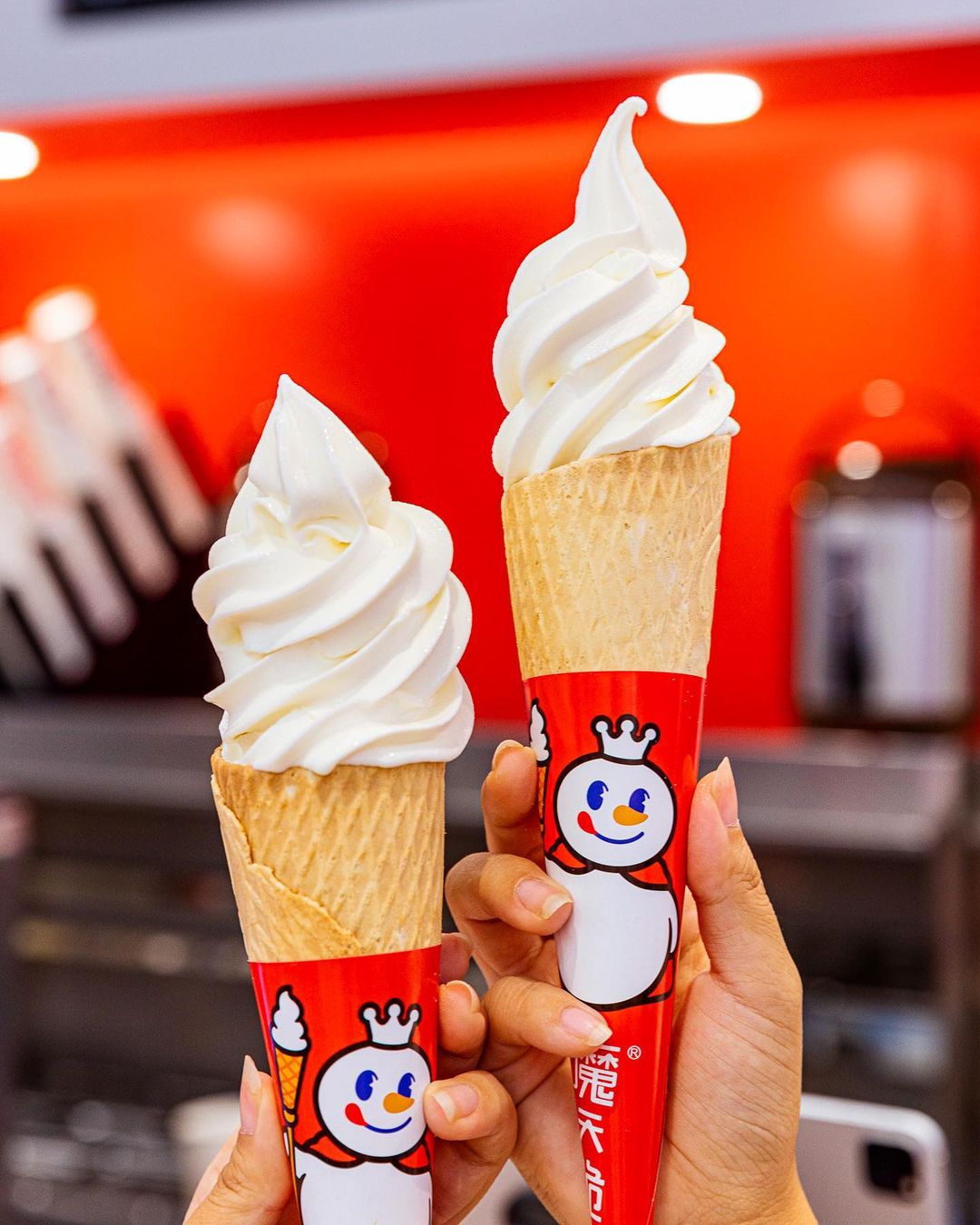mcdonalds ve starbuckstan daha fazla subesi bulunan cinli bubble tea devinin hisseleri acilista rekor