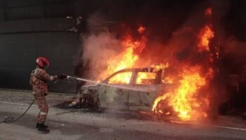 mercedes elektrikli suvlarinda yangin tehlikesi oldugu icin abdde 7 binden fazla aracini geri cagirdi GIF2PS6u