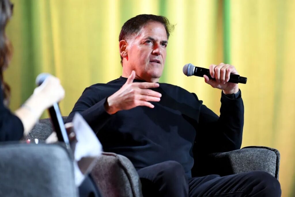 milyarder yatirimci mark cuban bu dunyada iki tur sirket olacak yapay zeka konusunda harika Shgg7OAE