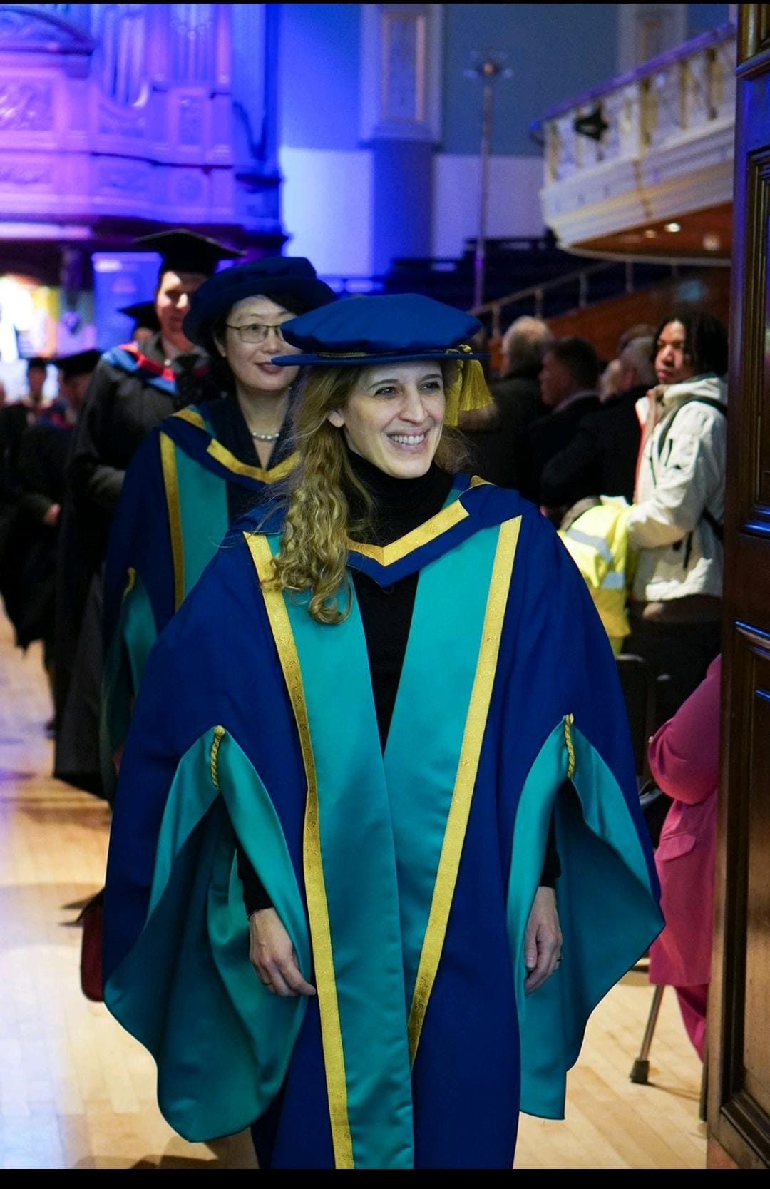 mina hasman ingilteredeki doktorasini tamamladi 0 whHF3jVh