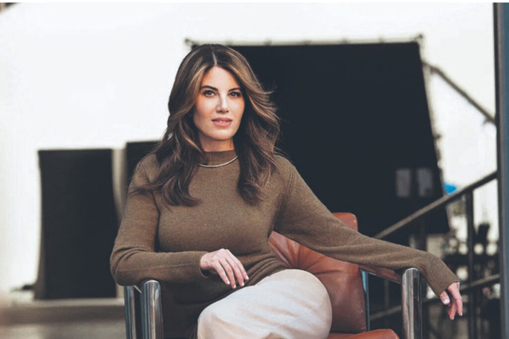 monica lewinsky bill clinton ile yasadigi askin ardindan yasadigi magduriyeti ve toplumdan cekilme surecini 9SAIATSf