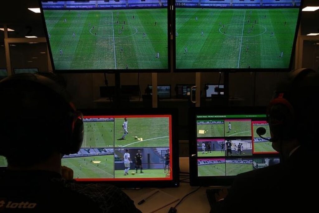 norvec futbol federasyonu var devam etsin mi diye sordu sonuc devam yonunde cikti 7D4dq9lx