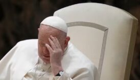 papa francis bronsit nedeniyle romada hastaneye kaldirildi IeD2EuTN