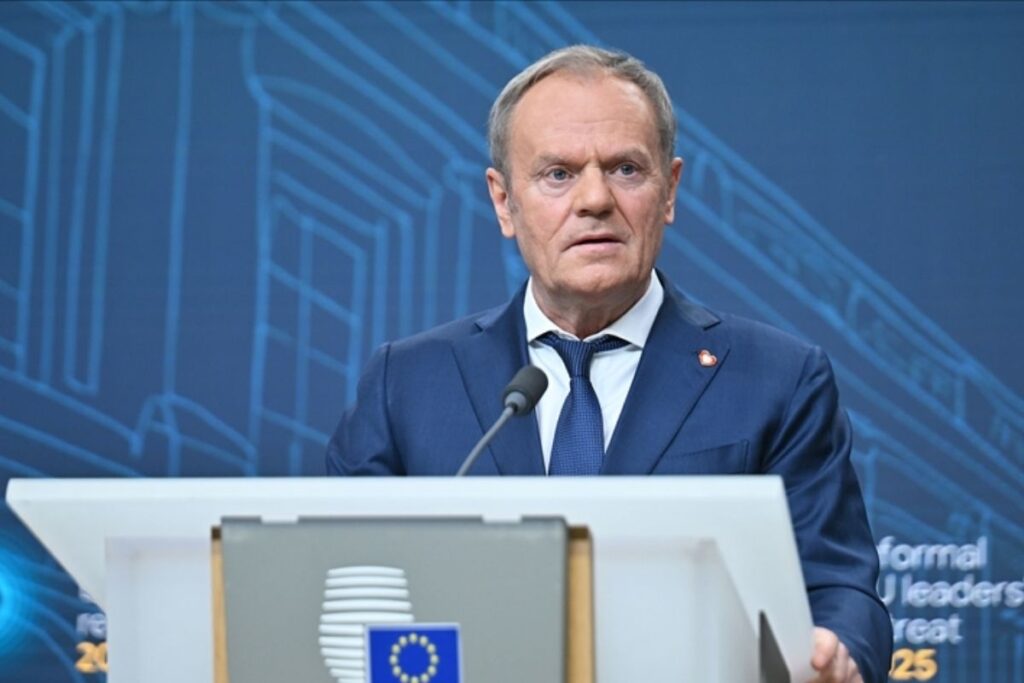 polonya basbakani donald tusk cumhurbaskani erdoganin davetine icabetle yarin turkiyeye geliyor 4gS22KVM