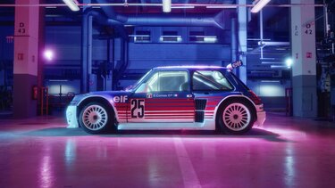 renault ilk elektrikli mini super otomobil kategorisindeki araci renault 5 turbo 3eyi 2027nin ilk cWsCdkUZ