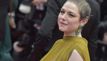 rosetta filminin unlu oyuncusu milie dequenne hayatini kaybetti SZwRBRlf