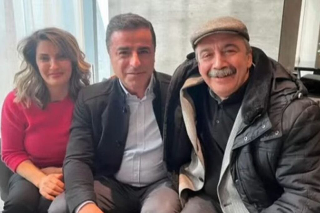 sirri sureyya onder selahattin demirtasin son fotografini paylasti mhp lideri bahceli ile gorusmesini anlatti se1PvqL3