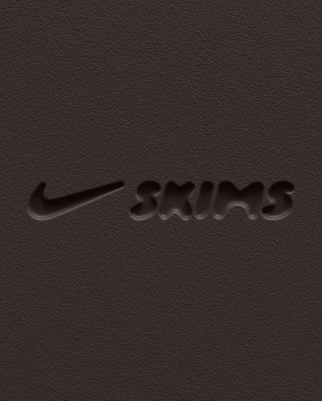 spor ayakkabi devi nike yeni kadin spor giyim markasi icin kim kardashianin ic camasiri L46LVPXH