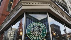 starbucks ceosu brian niccol yeniden yapilanma planlari cercevesinde bin 100 beyaz yakali isten cikarilacak SNJDOAGT