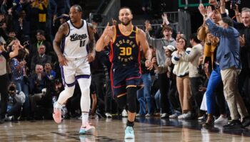 stephen curry nba tarihine 4 bin ucluk sayisina ulasan ilk oyuncu olarak adini yazdirdi Mdri89cC