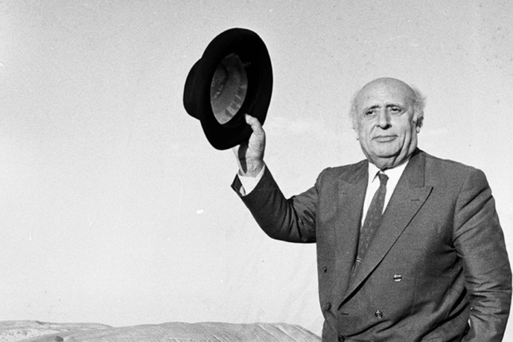 trump yonetimi suleyman demirelin de faydalandigi eisenhower fulbright hays ve benjamin gilman burslarini kesti weRfetVa