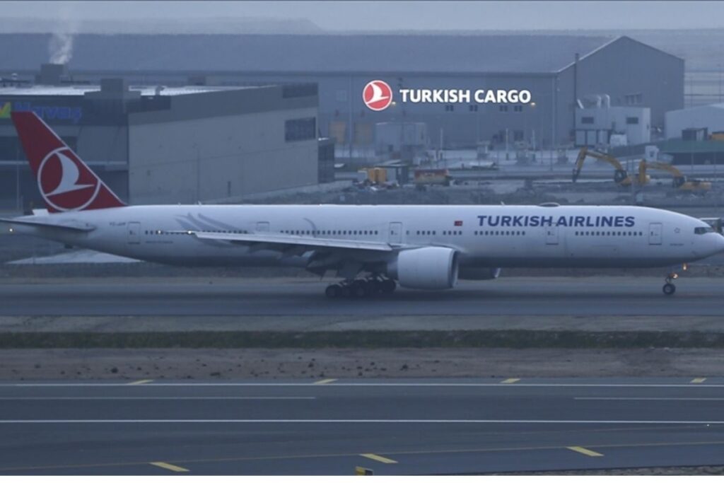 turk hava yollari uluslararasi yolcu kapasitesinde ve kargo pazar payinda dunyada ucuncu oldu xCSCaXHB