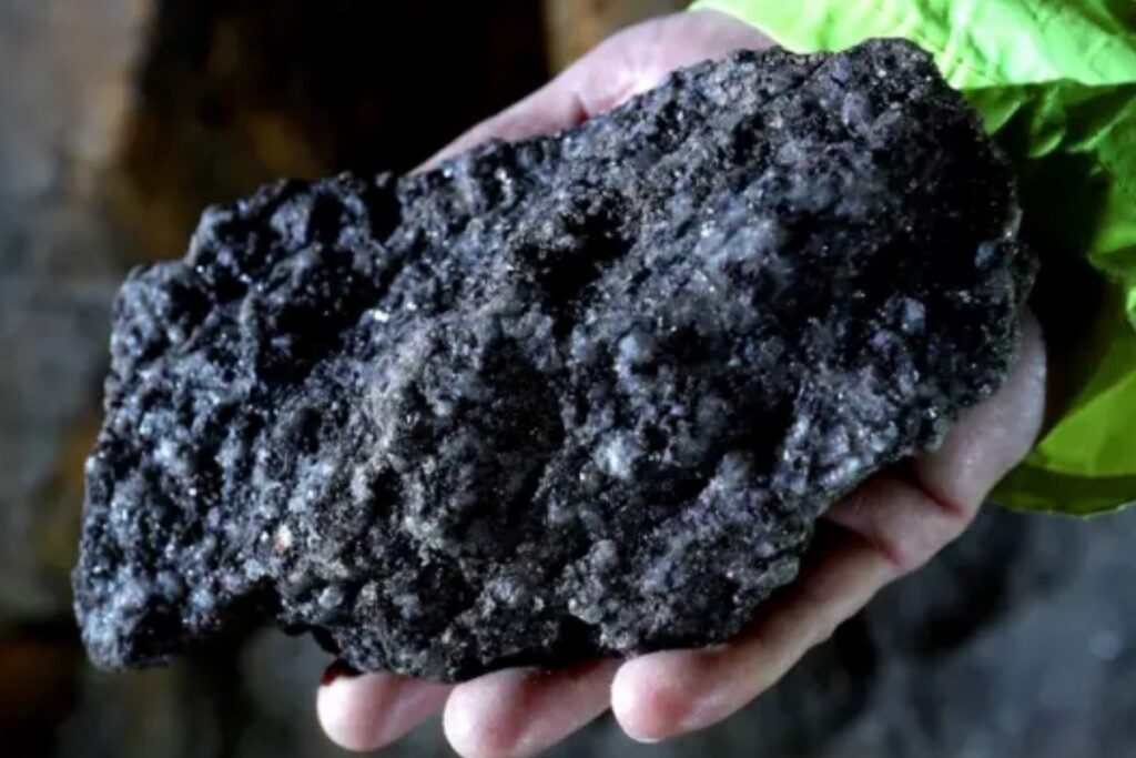 ukrayna abd ile mineraller konusunda anlasmaya vardi 8BcaGgDW