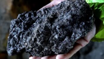ukrayna abd ile mineraller konusunda anlasmaya vardi 8BcaGgDW