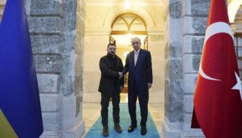 ukrayna devlet baskani zelensky turkiyeye gelip cumhurbaskani erdogan ile gorusecek s4BgeMZE