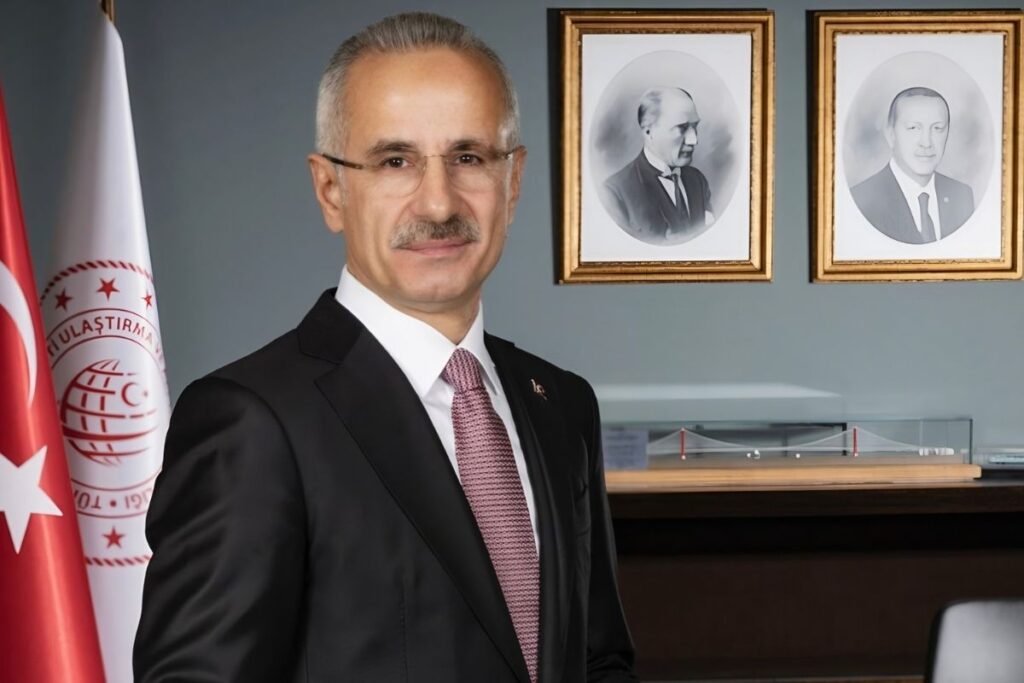 ulastirma bakani abdulkadir uraloglu suriyeli mevkidasiyla gorustu isbirlikleri konusuldu 8mO9IAhe