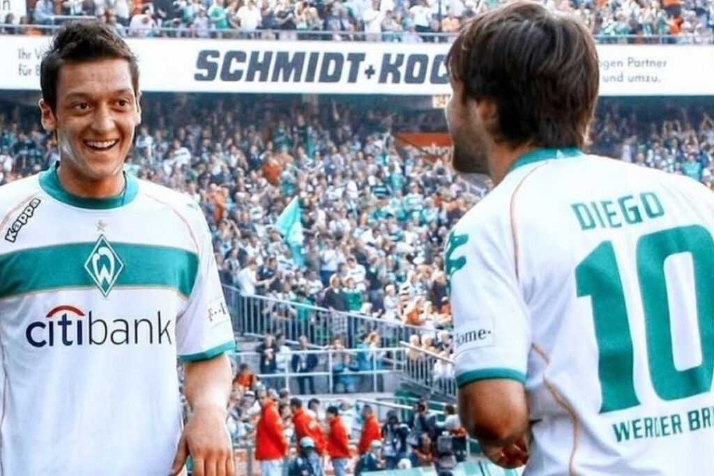 werder bremen efsanesi diegonun 22 marttaki veda macina eski takim arkadaslari mesut ozil ve euHpMHdO