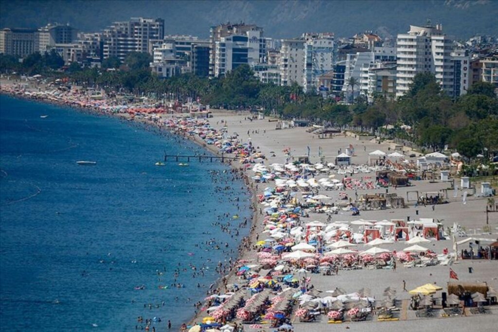 yeni rekor hedefleyen turizm sektoru 4 bayramla birlikte sezonu erken aciyor fQHRumLQ