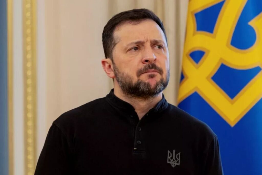 zelenskiy rusyayi barisa zorlamak icin yaptirimlar artirilmali 19PsvAh1